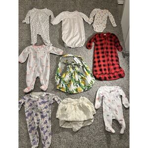 Large‎ Lot Of Newborn Size Baby Girls Clothing Lot  0-3 Months. EUC!